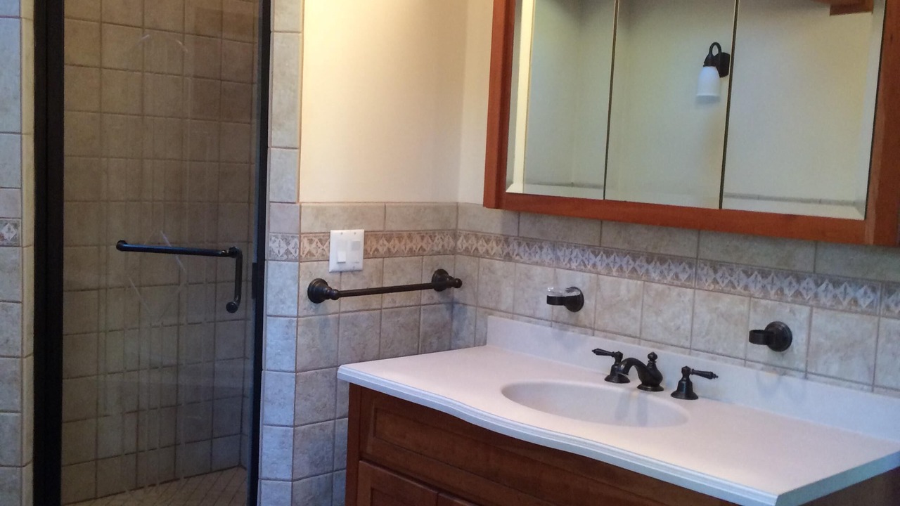 Photo of Bathroom in Alburg