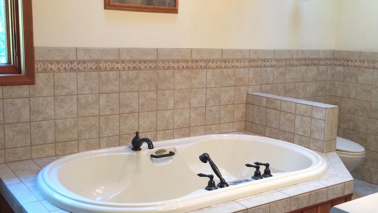 Photo of Bathroom in Alburg