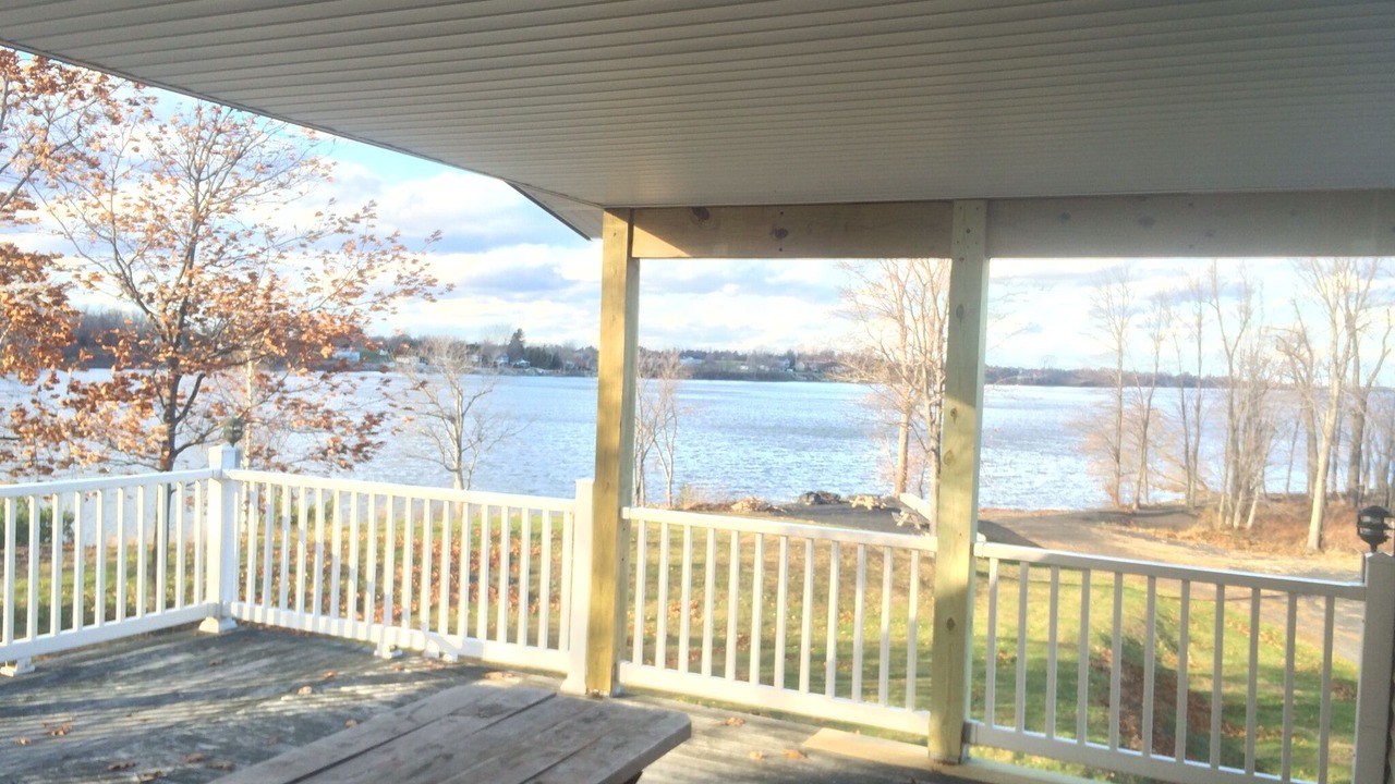 Photo of Patio Balcony in North Hero