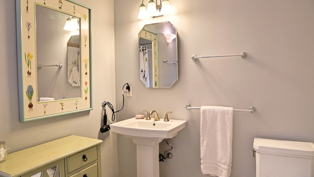 Photo of Bathroom in Becket