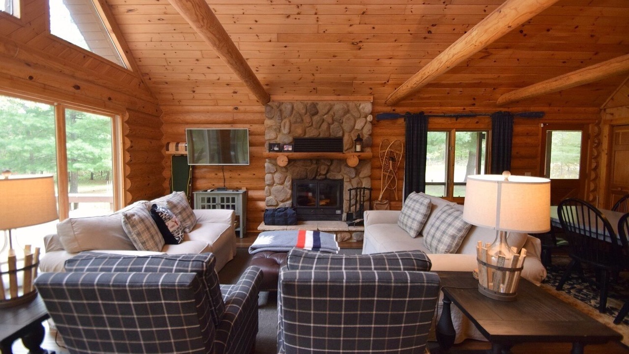 Photo of Livingroom in Webb Lake