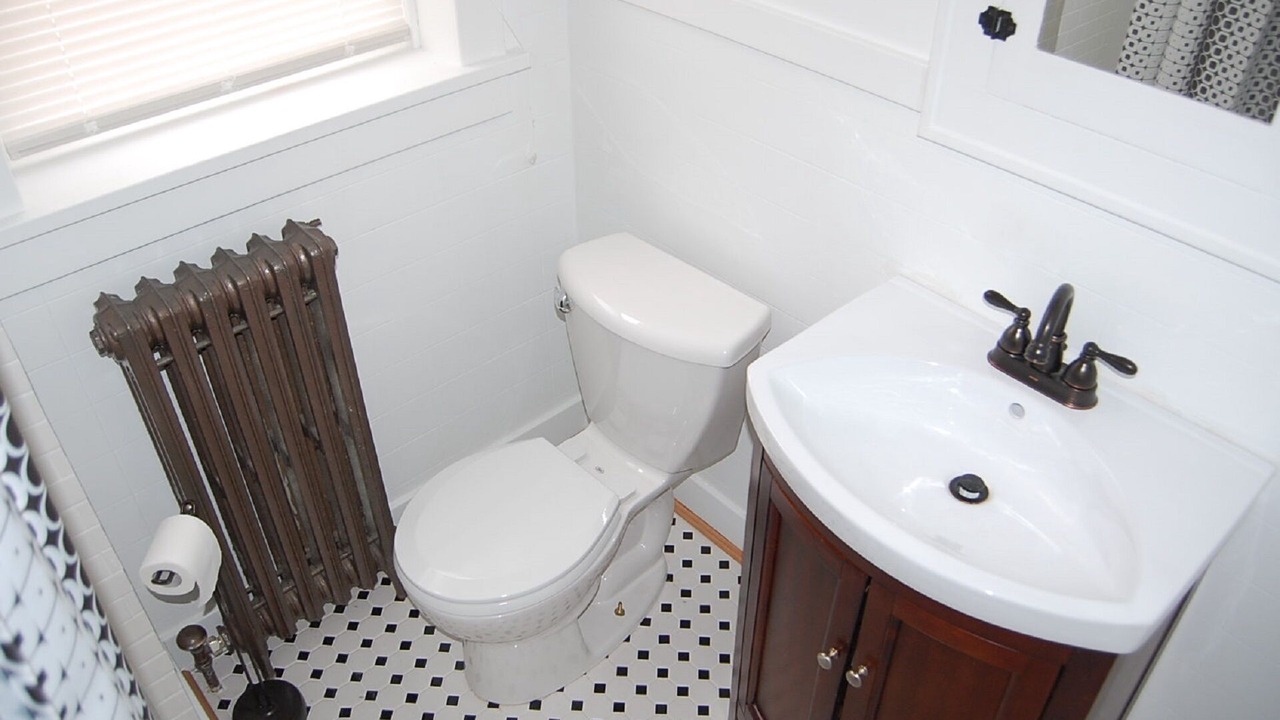 Photo of Bathroom in Decorah
