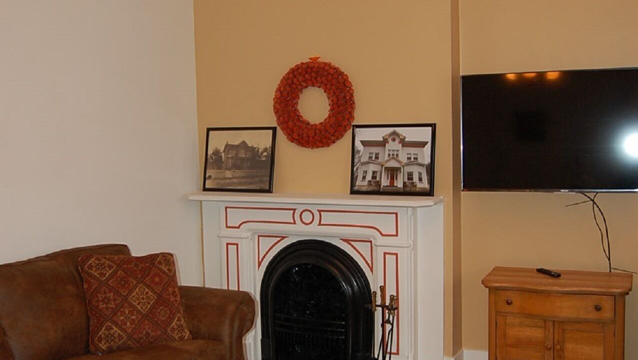 Photo of Livingroom in Decorah