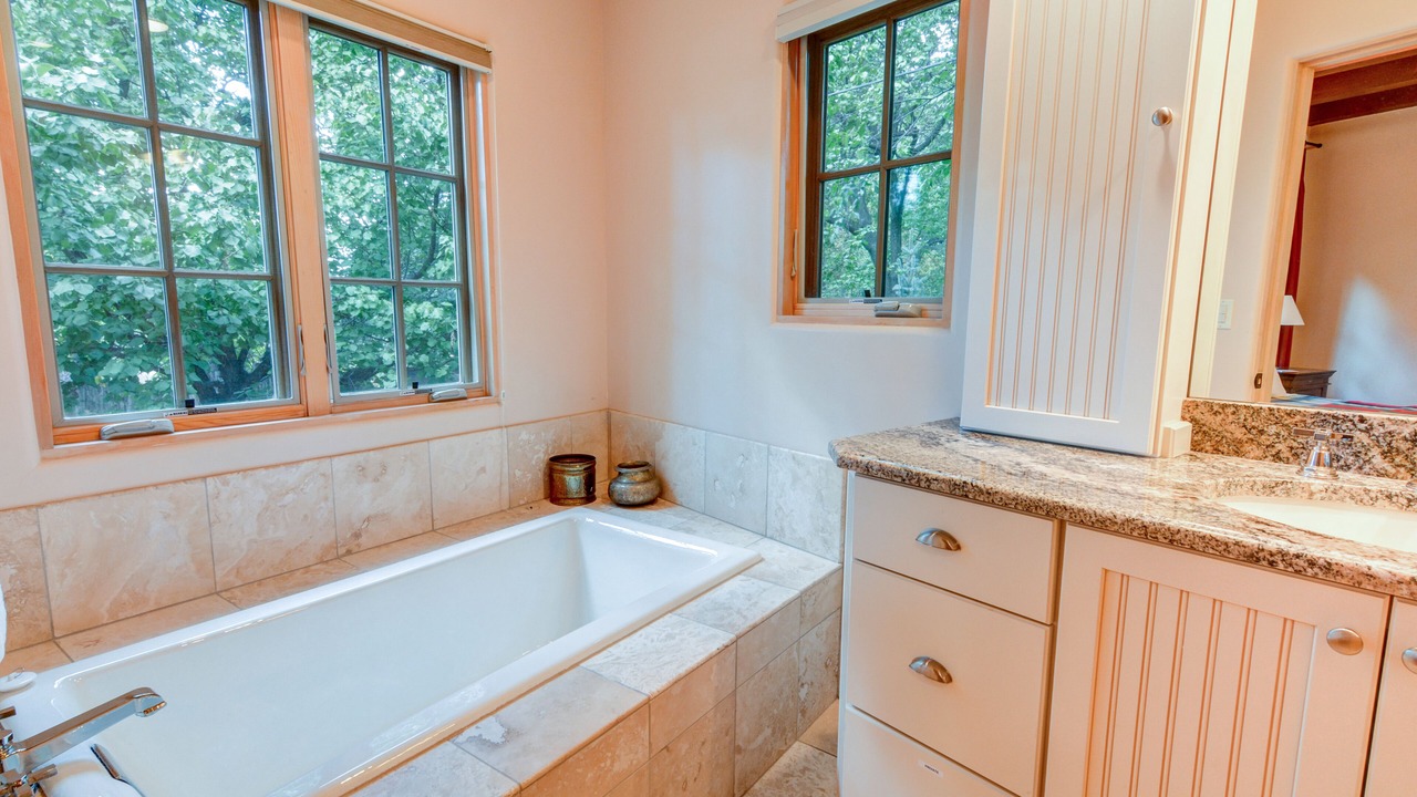 Photo of Bathroom in Historic Eastside