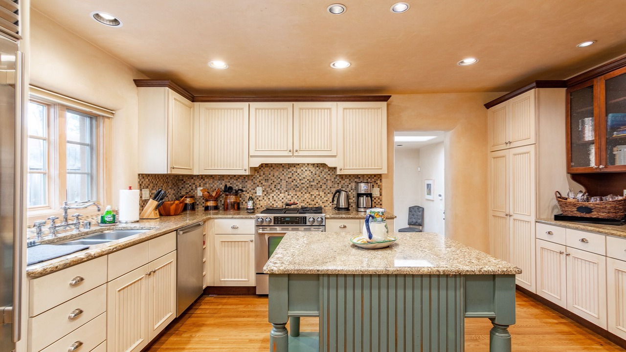 Photo of Kitchen in Historic Eastside