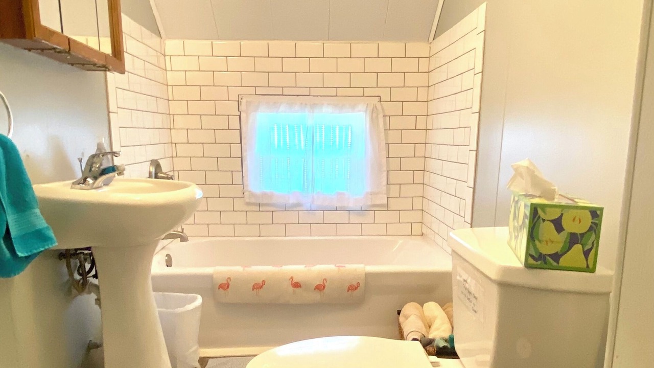 Photo of Bathroom in Peterson