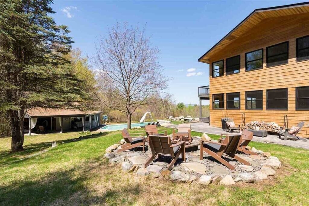 Photo of Outdoor in Meredith