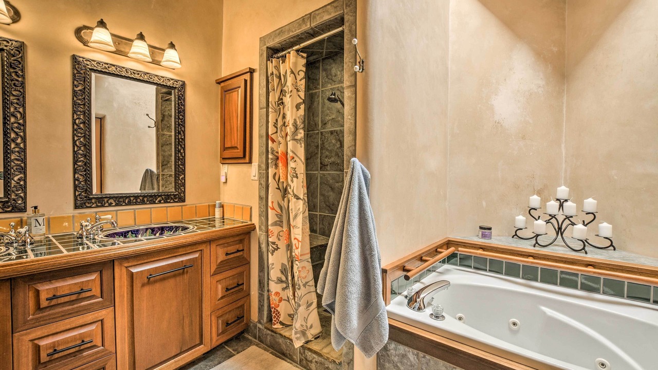 Photo of Bathroom in West Alameda