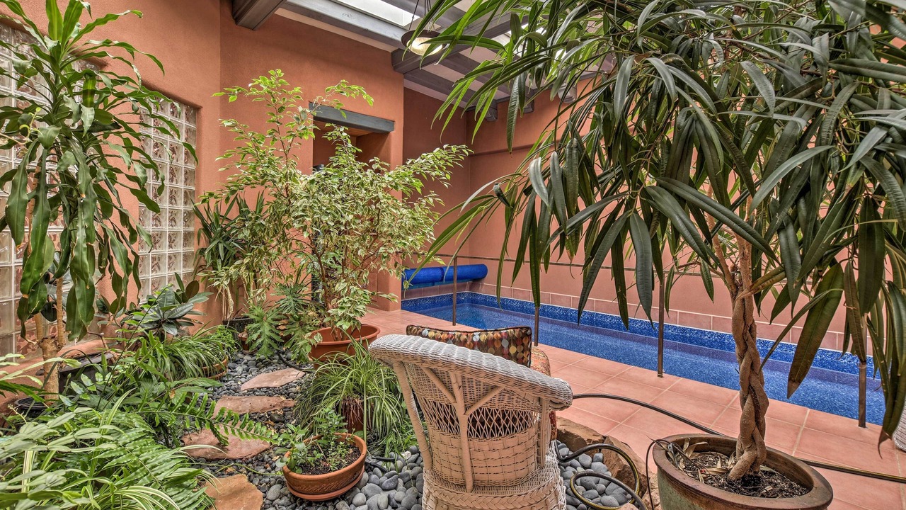 Photo of Outdoor in West Alameda
