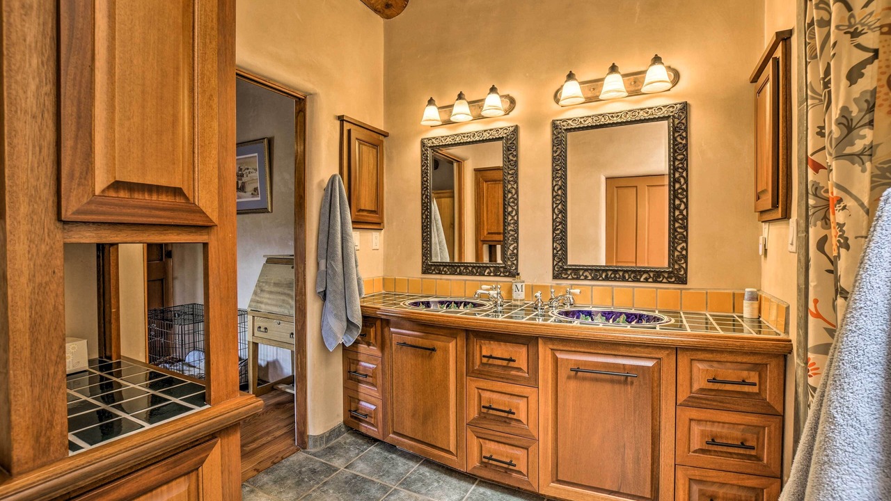 Photo of Bathroom in West Alameda