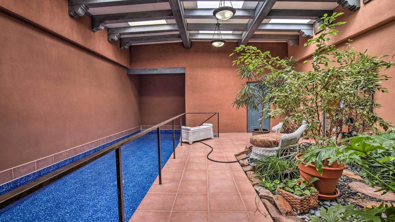 Photo of Outdoor in West Alameda