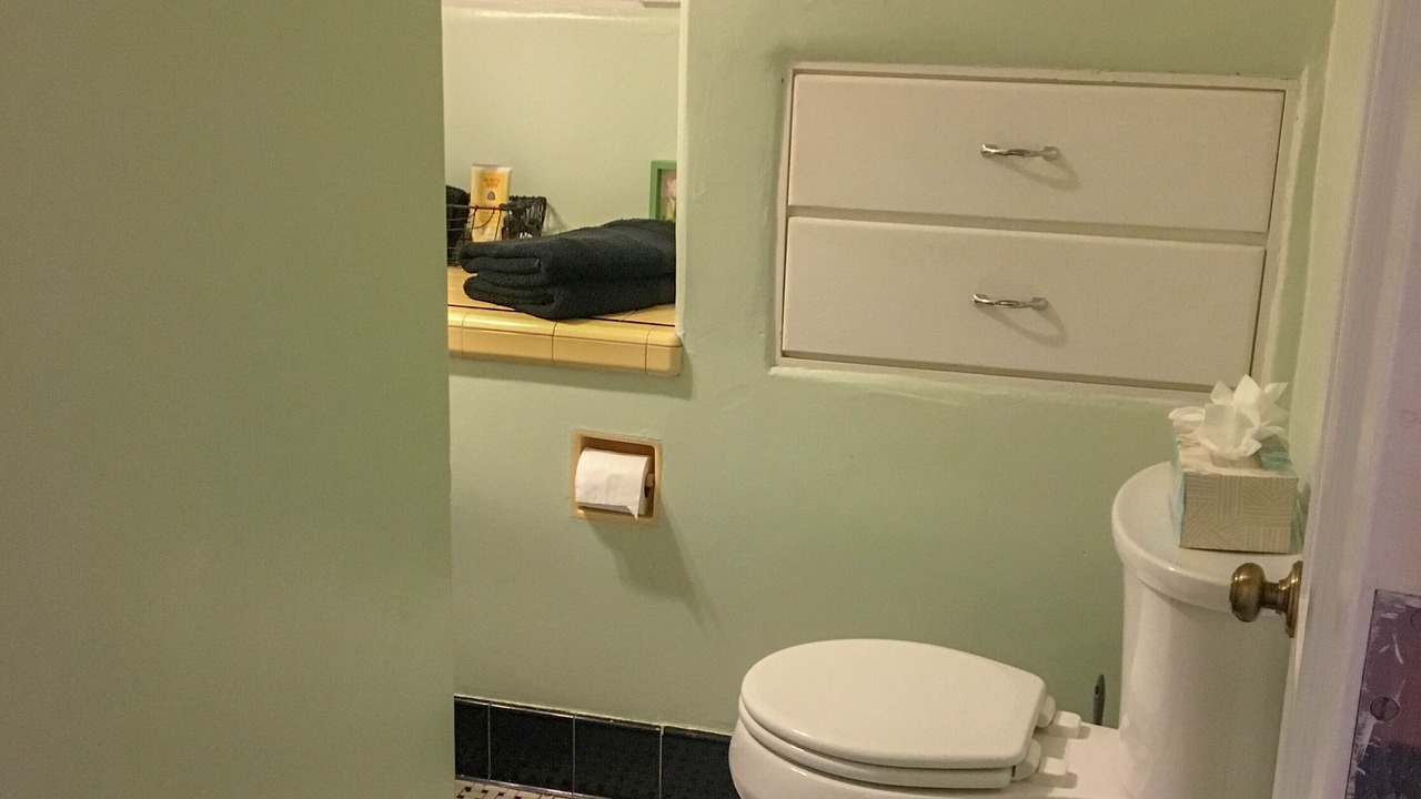 Photo of Bathroom in Near North Valley