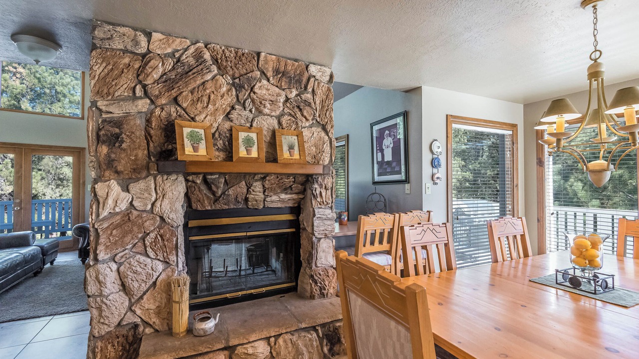 Photo of Livingroom in Angel Fire