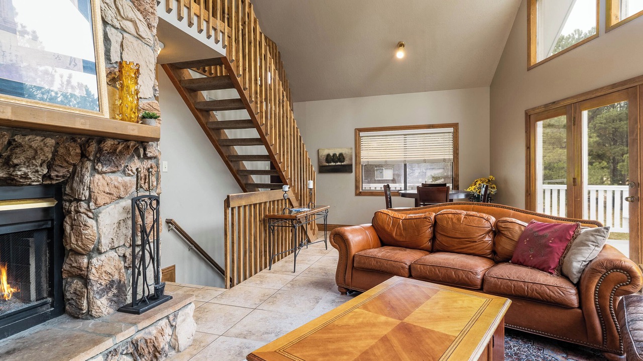 Photo of Livingroom in Angel Fire