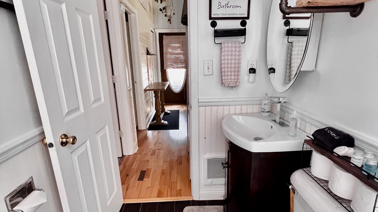 Photo of Bathroom in Breezy Point