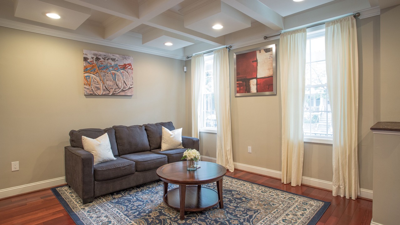Photo of Livingroom in Petworth