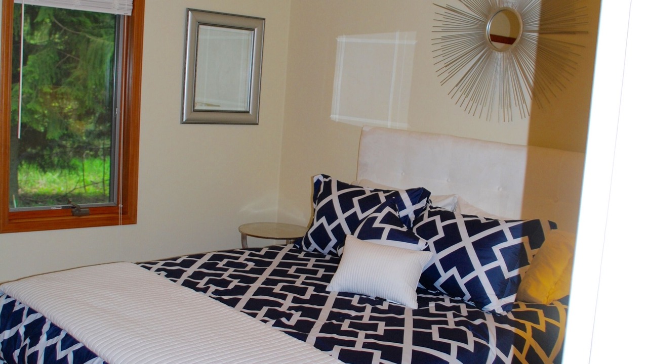 Photo of Bedroom in Forest Junction