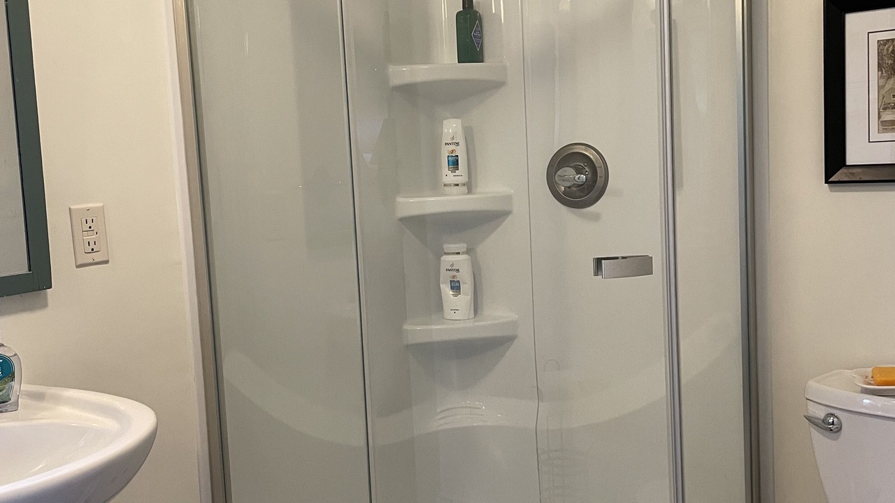 Photo of Bathroom in Sharpsburg