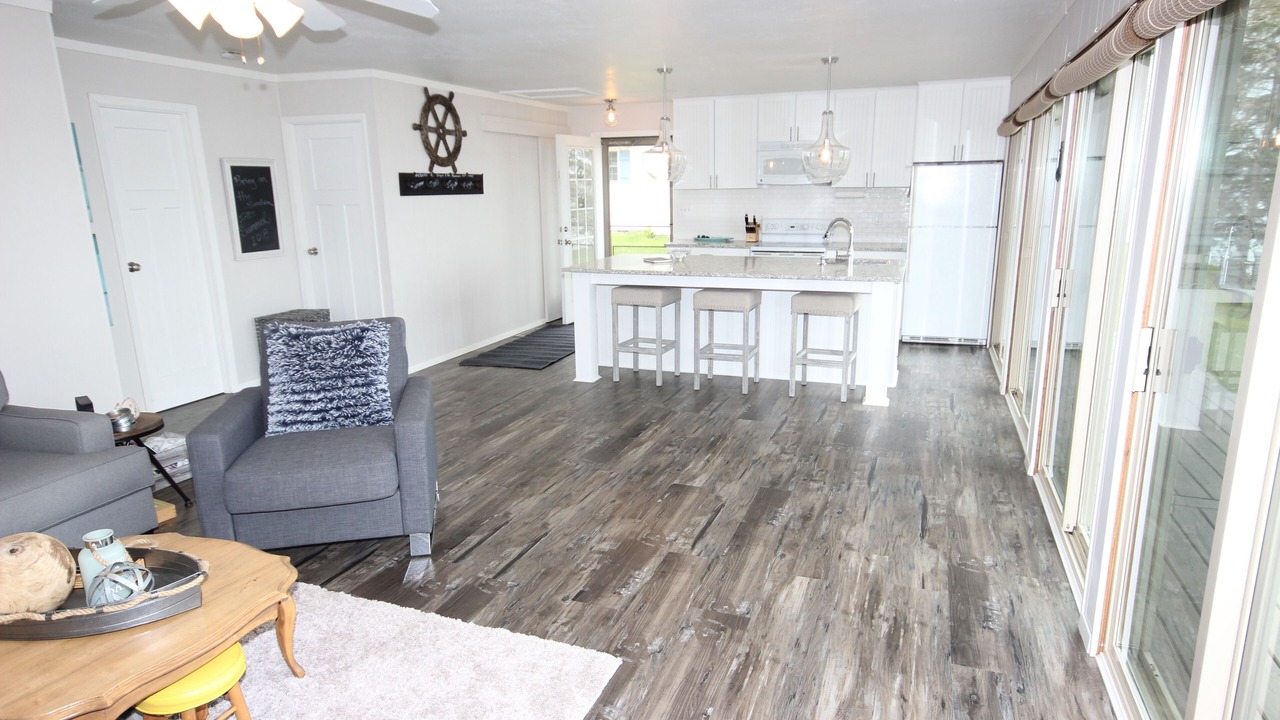 Photo of Livingroom in Battle Lake