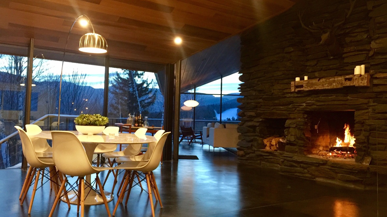 Photo of Livingroom in Stowe Area