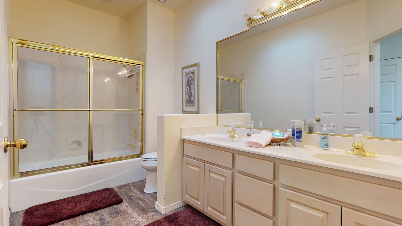 Photo of Bathroom in Sandia Heights South