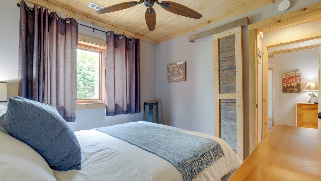 Photo of Bedroom in Monticello