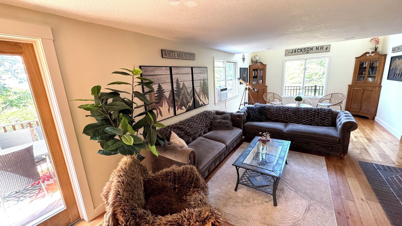 Photo of Livingroom in Jackson