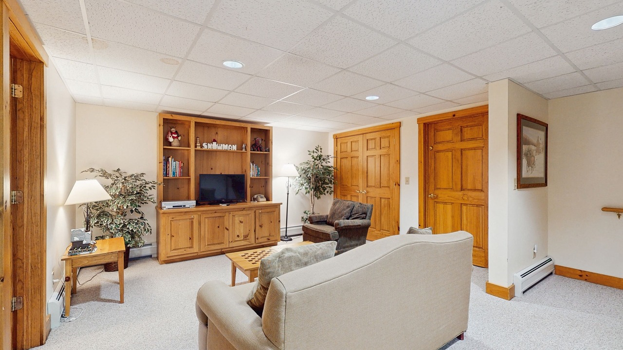 Photo of Livingroom in North Troy