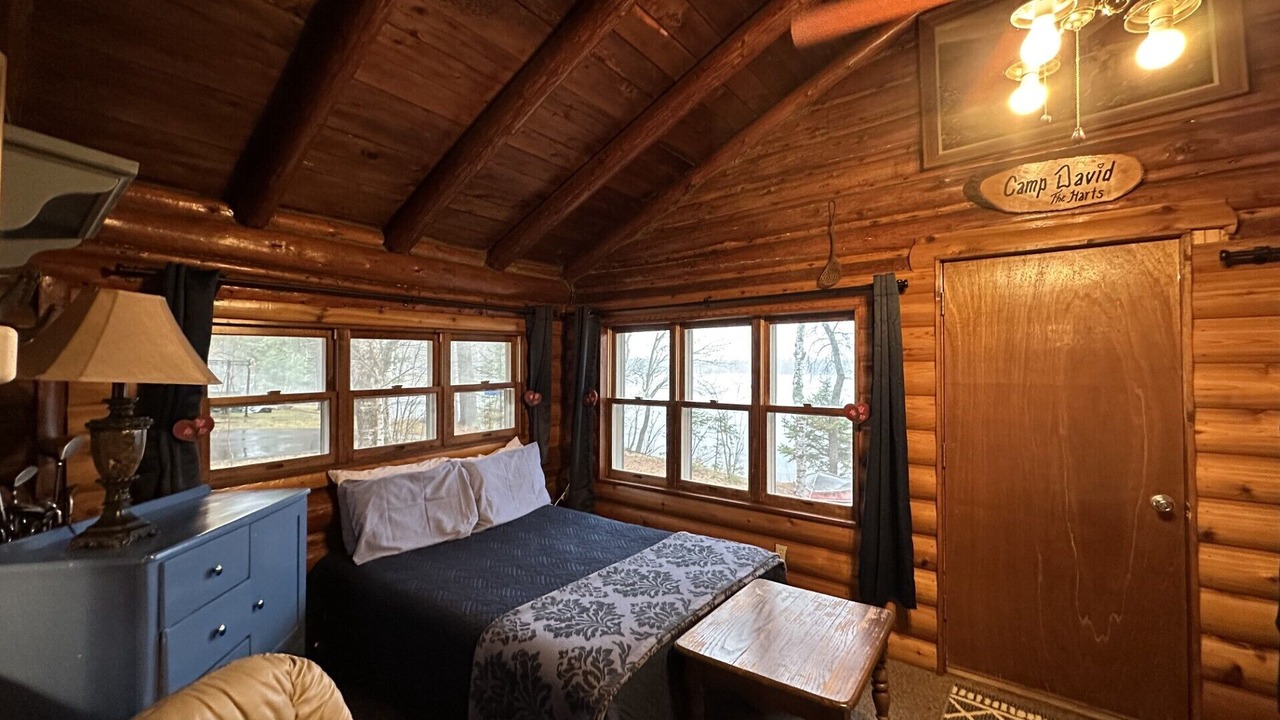 Photo of Bedroom in Fifty Lakes