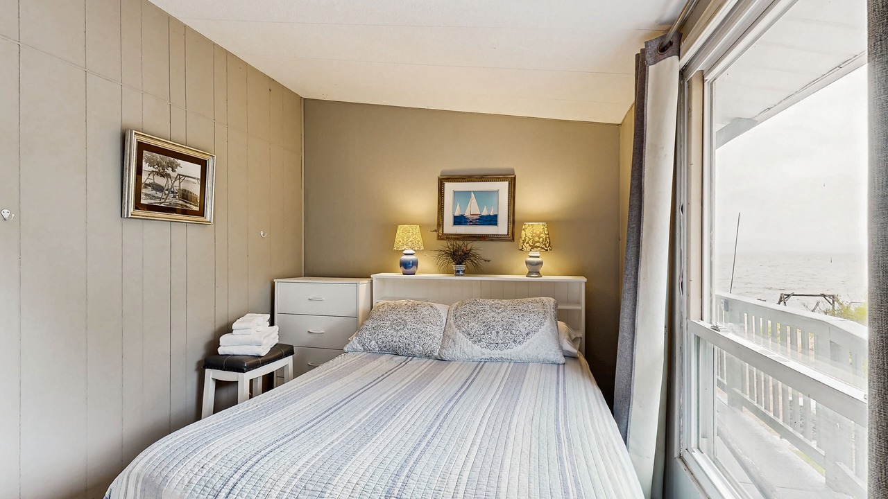 Photo of Bedroom in Malletts Bay