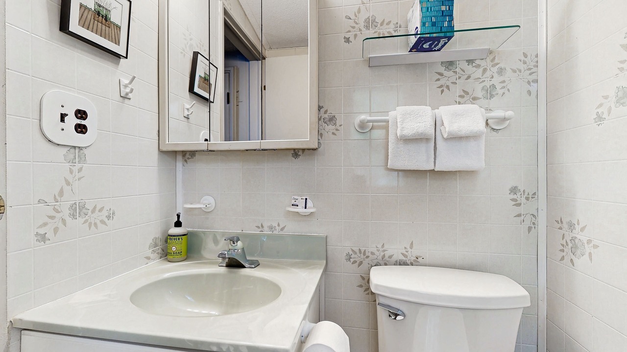 Photo of Bathroom in Malletts Bay