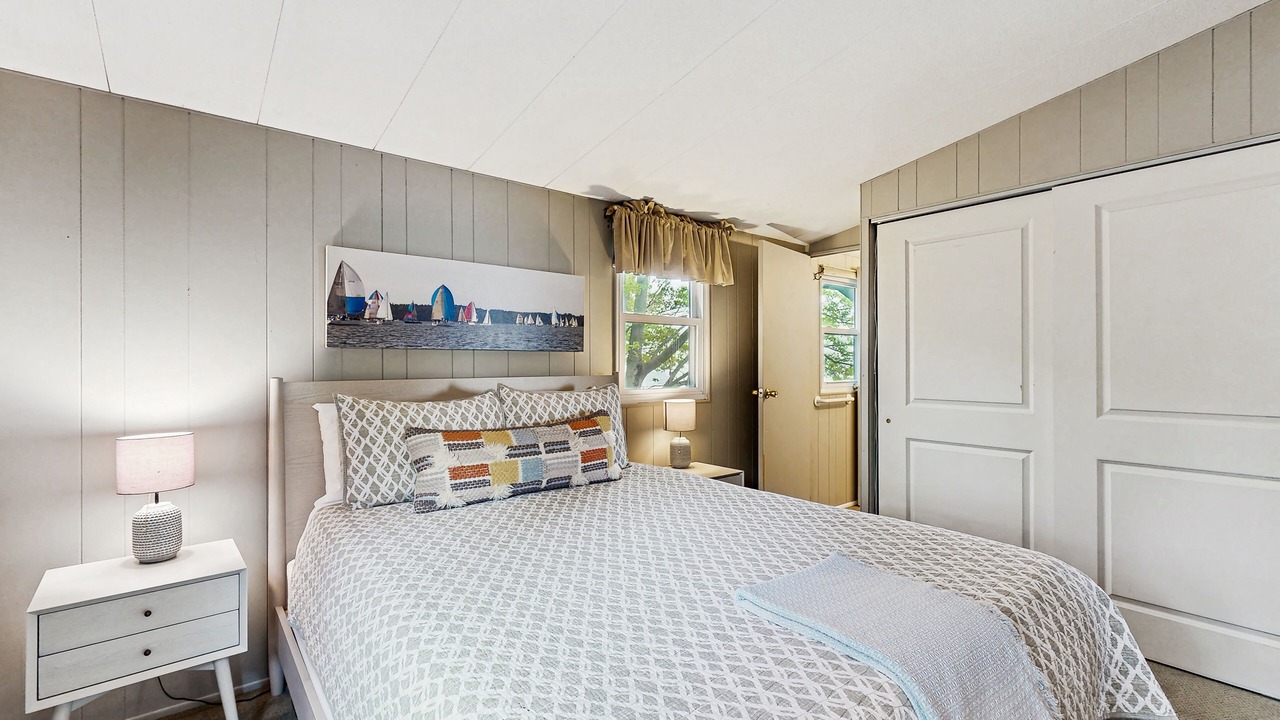 Photo of Bedroom in Malletts Bay