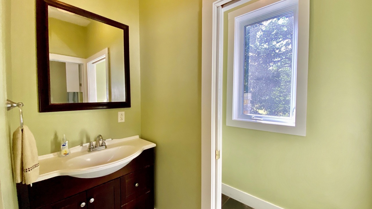 Photo of Bathroom in Champlain