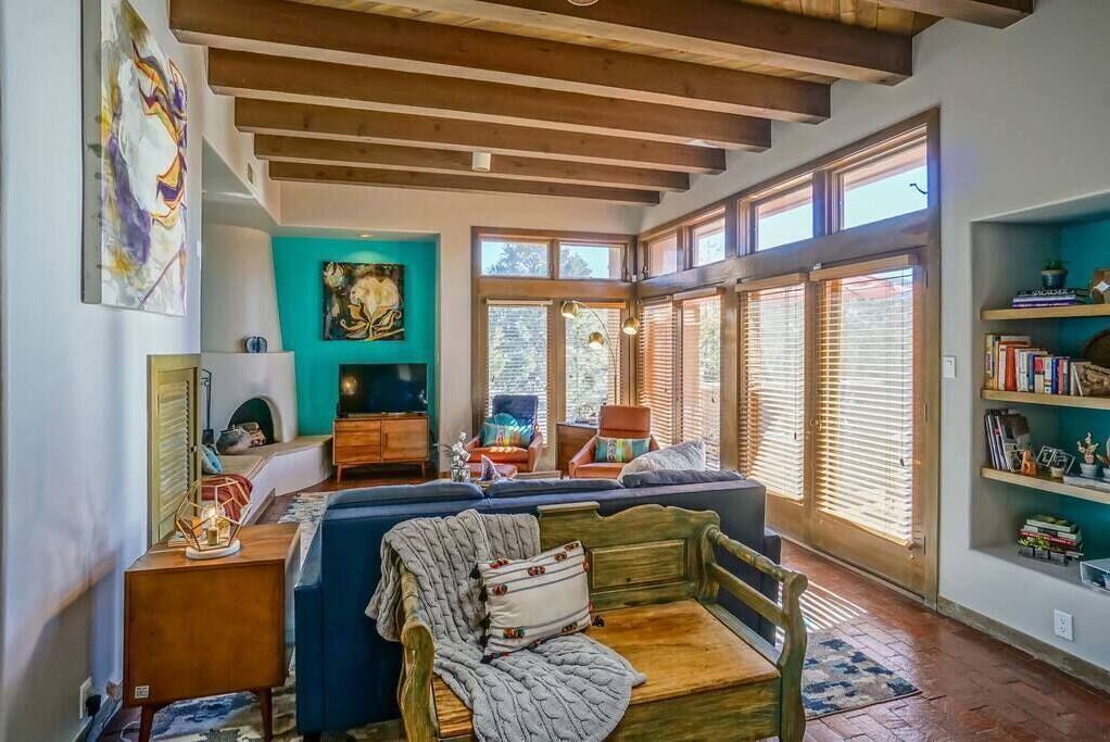 Photo of Livingroom in Nambe Pueblo