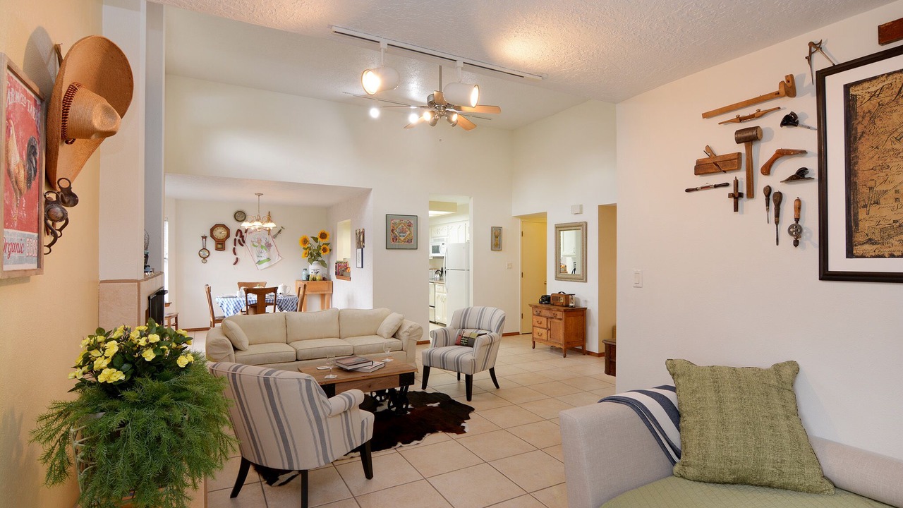 Photo of Livingroom in Santa Fe