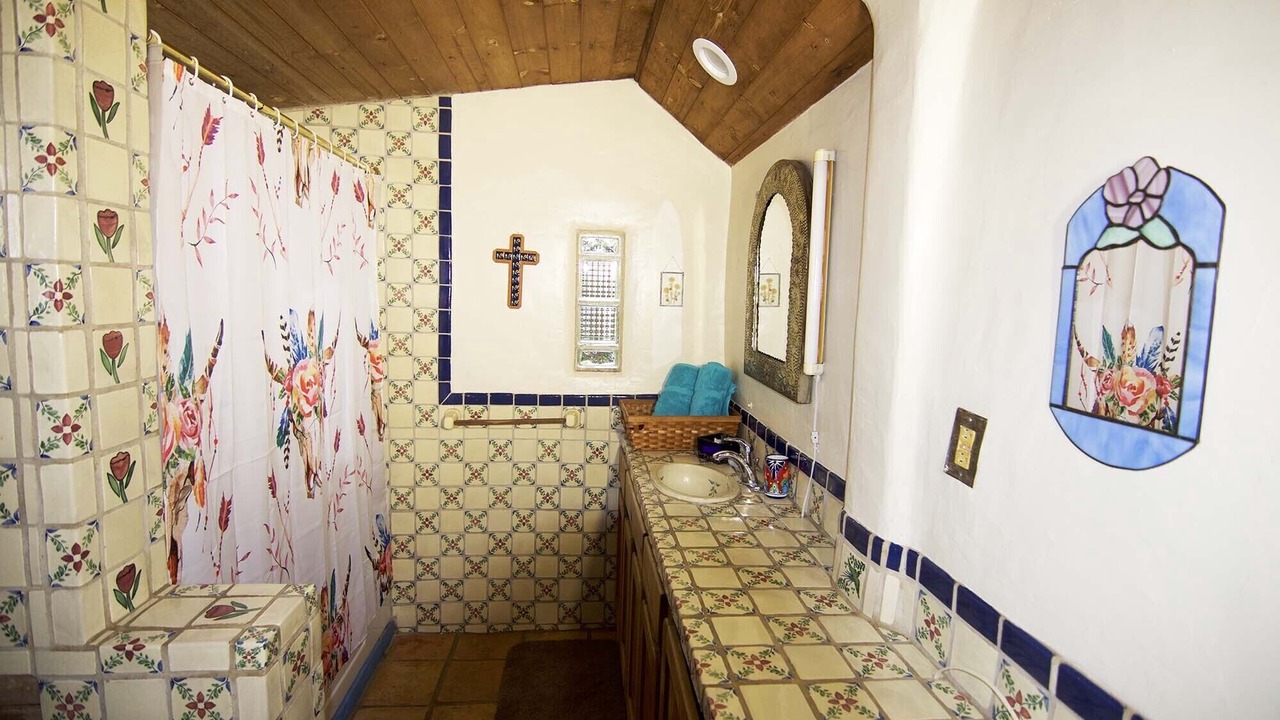 Photo of Bathroom in Arroyo Seco