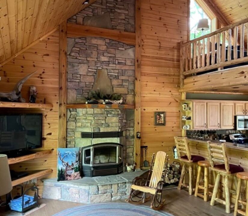 Photo of Livingroom in Hayward