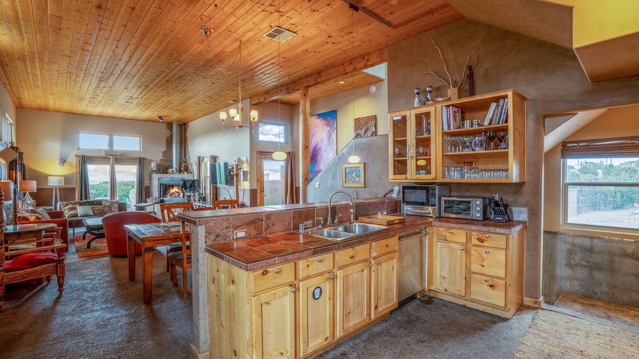 Photo of Bedroom in West Alameda
