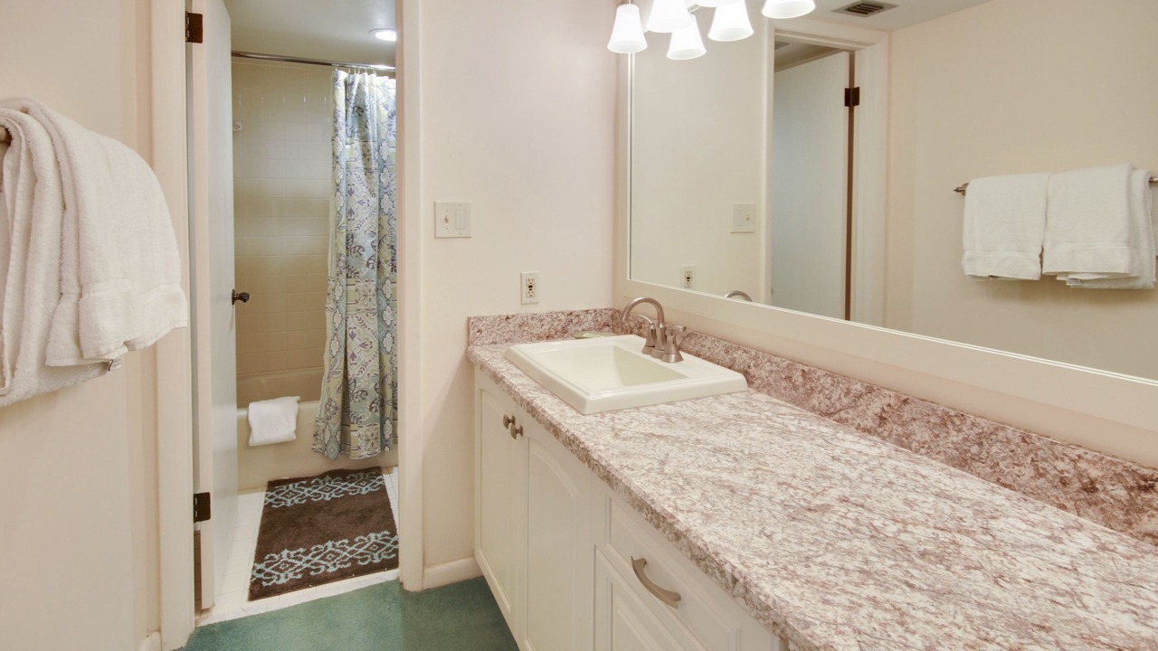 Photo of Bathroom in Sunset Beach