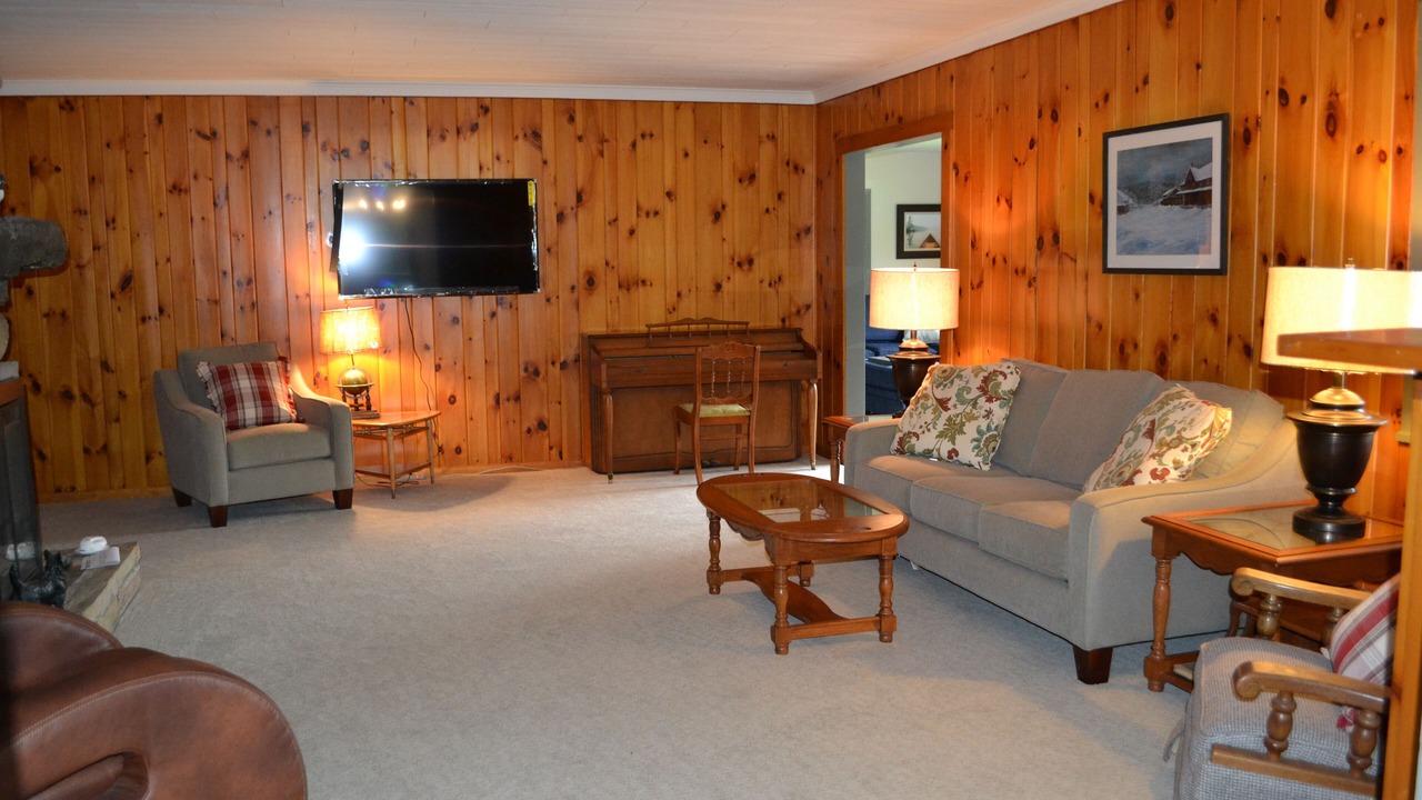 Photo of Livingroom in Saranac Lake