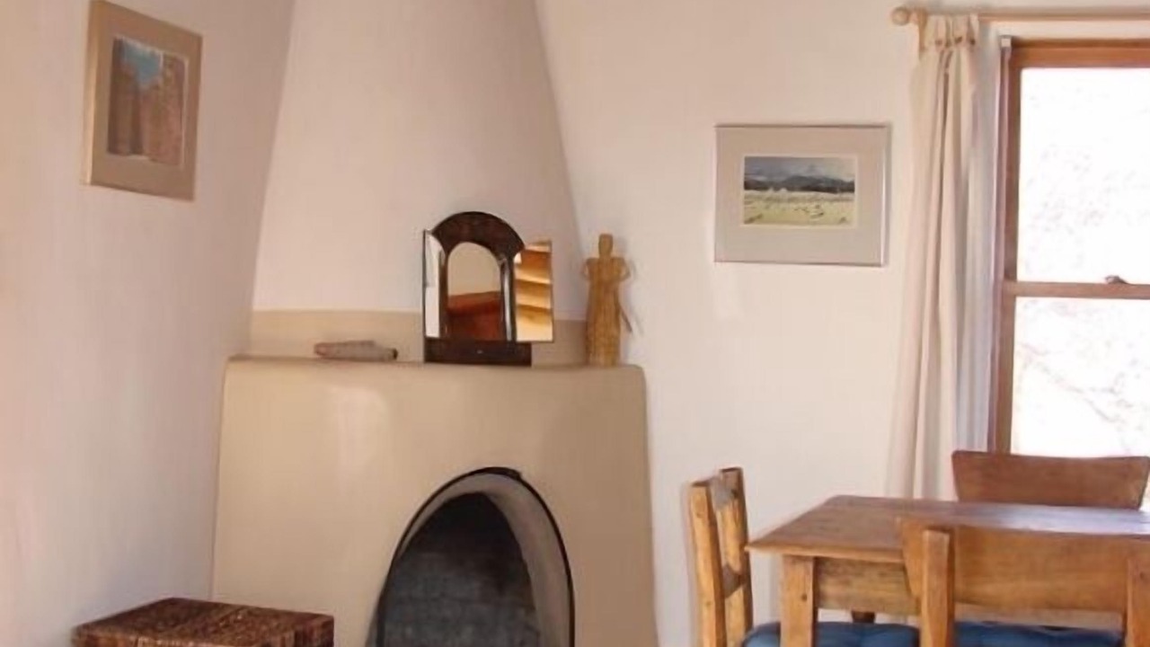 Photo of Livingroom in Nambe Pueblo