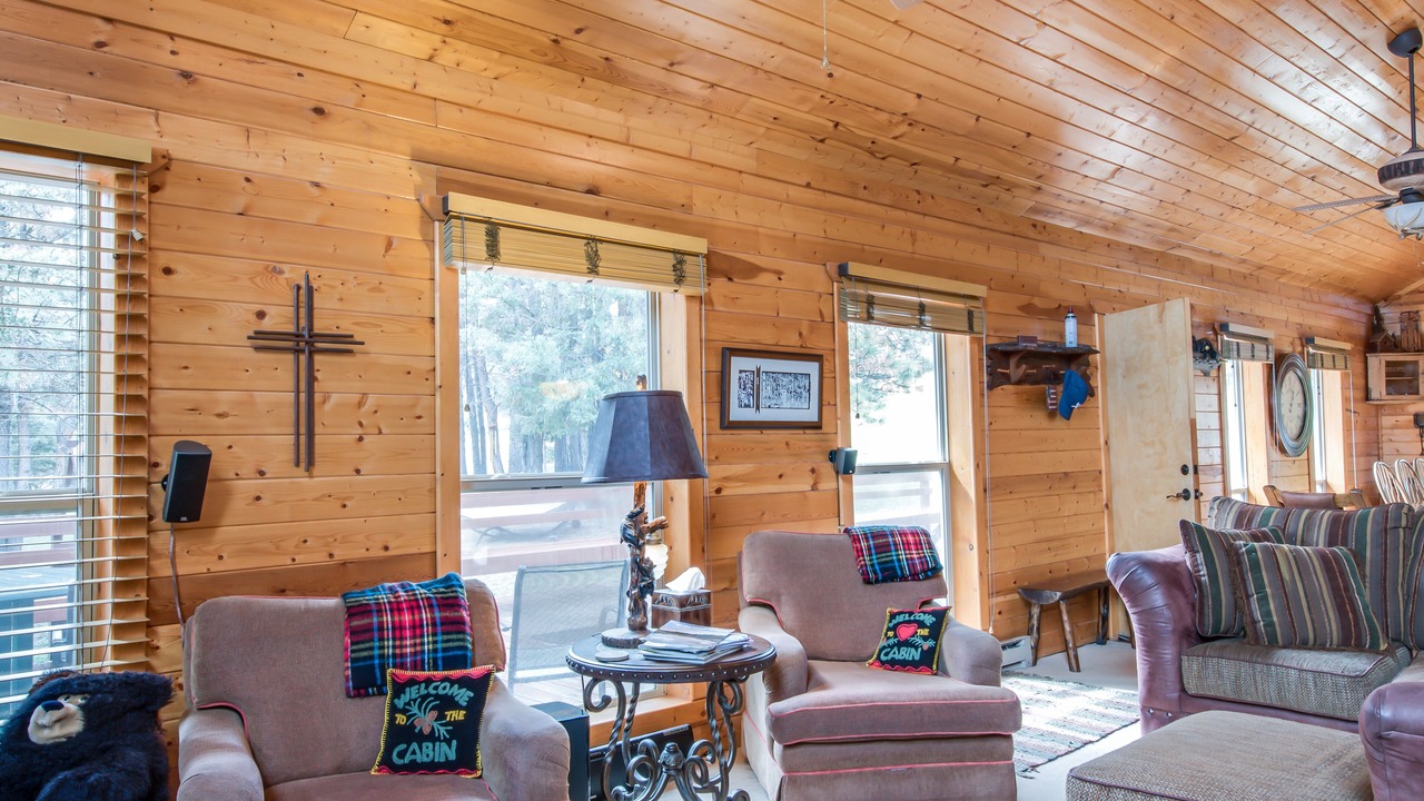 Photo of Livingroom in Angel Fire
