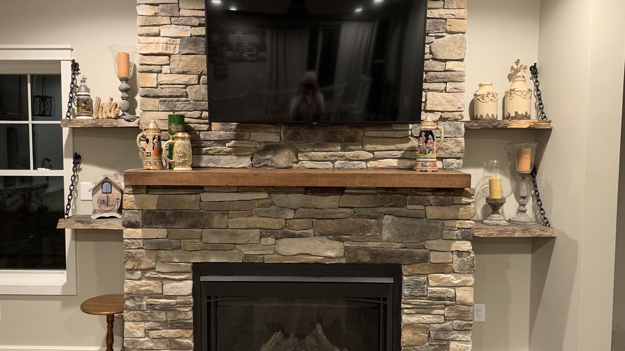 Photo of Livingroom in Meredith