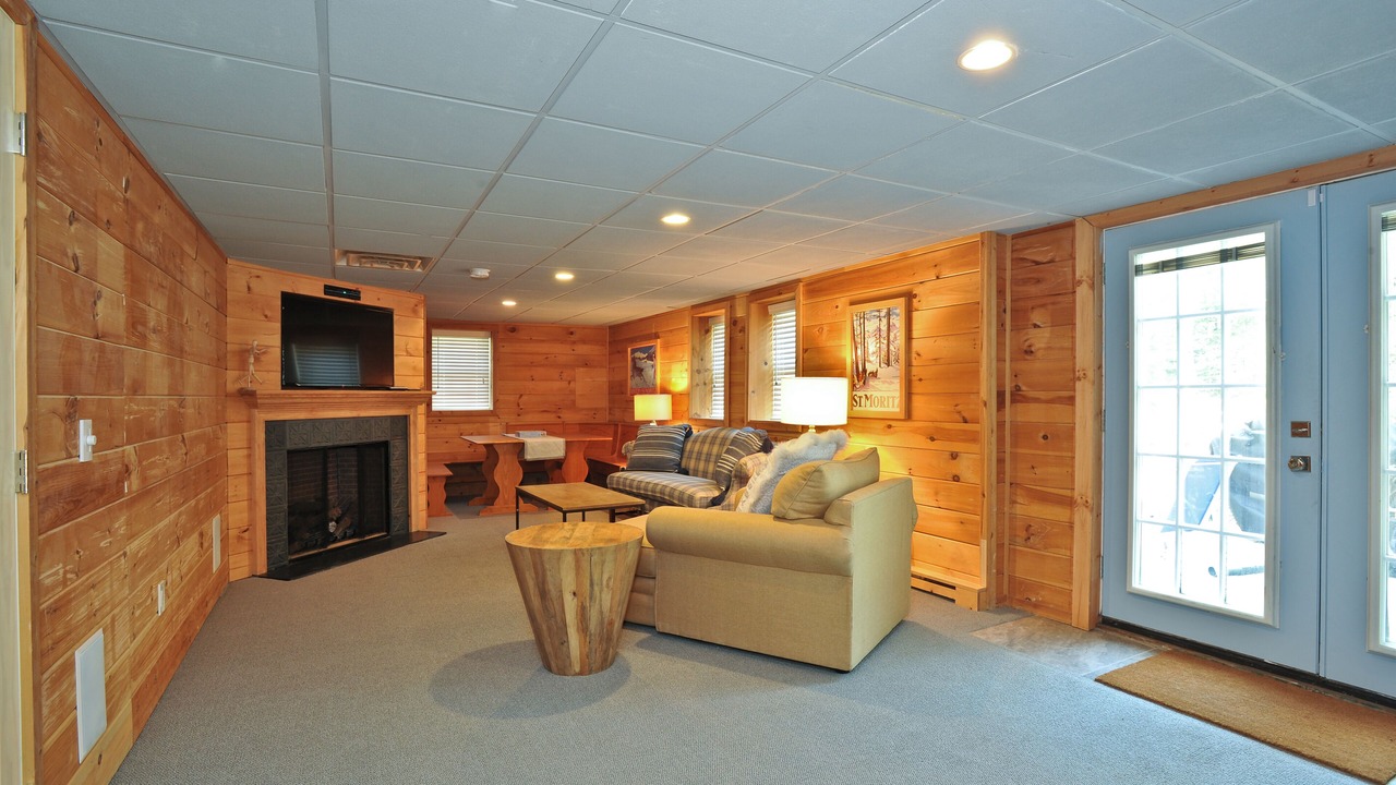 Photo of Bedroom in Lakeside