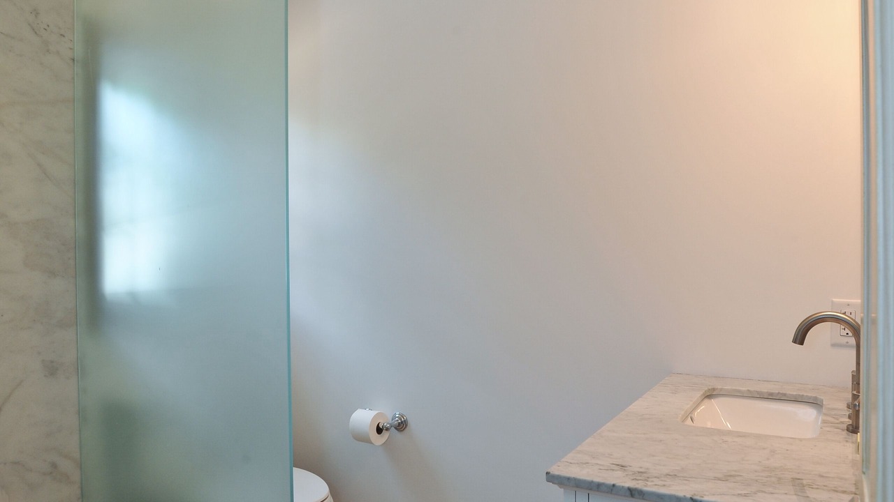 Photo of Bathroom in Lakeside