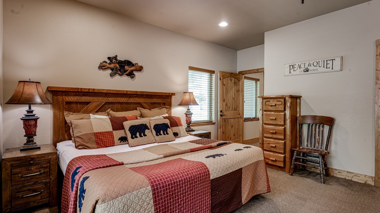 Photo of Bedroom in Eagle River
