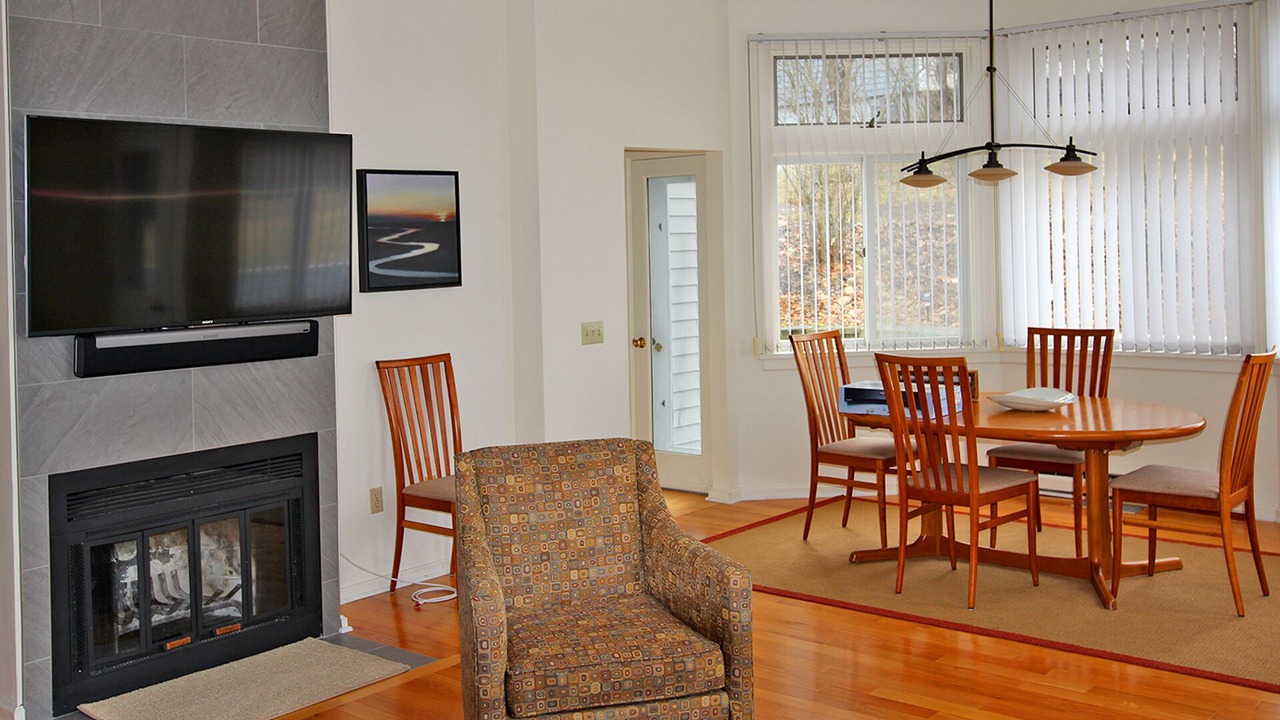 Photo of Bedroom in Lenox Dale