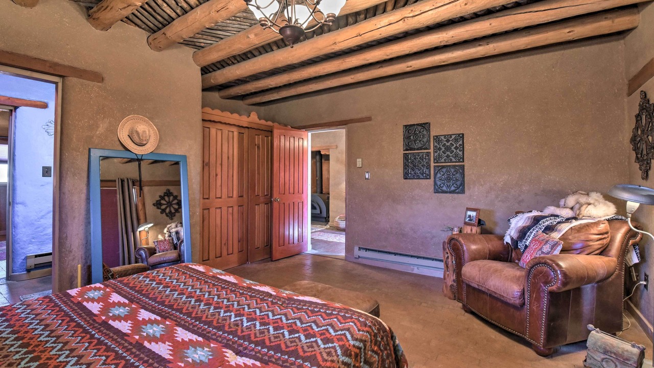 Photo of Bedroom in Taos