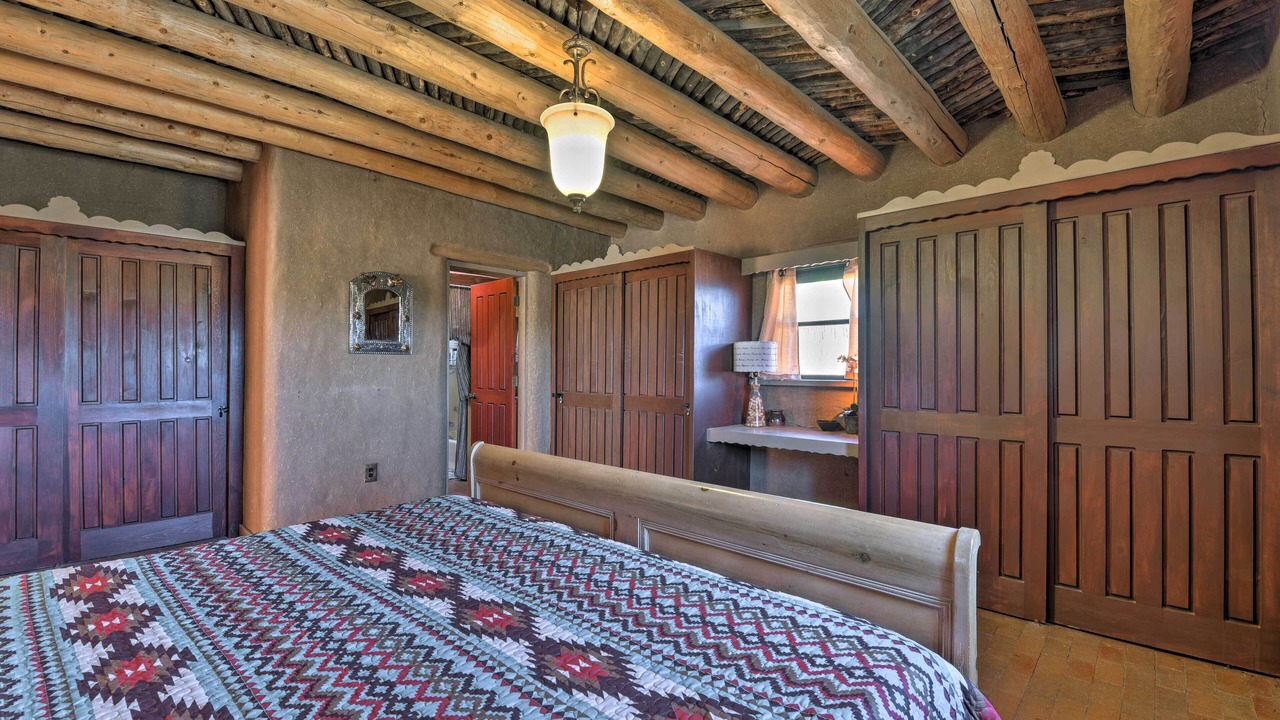 Photo of Bedroom in Taos