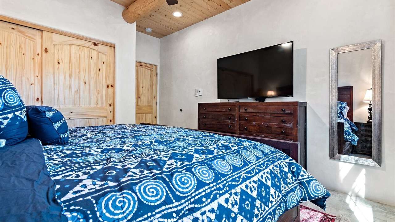 Photo of Bedroom in Northeast Santa Fe